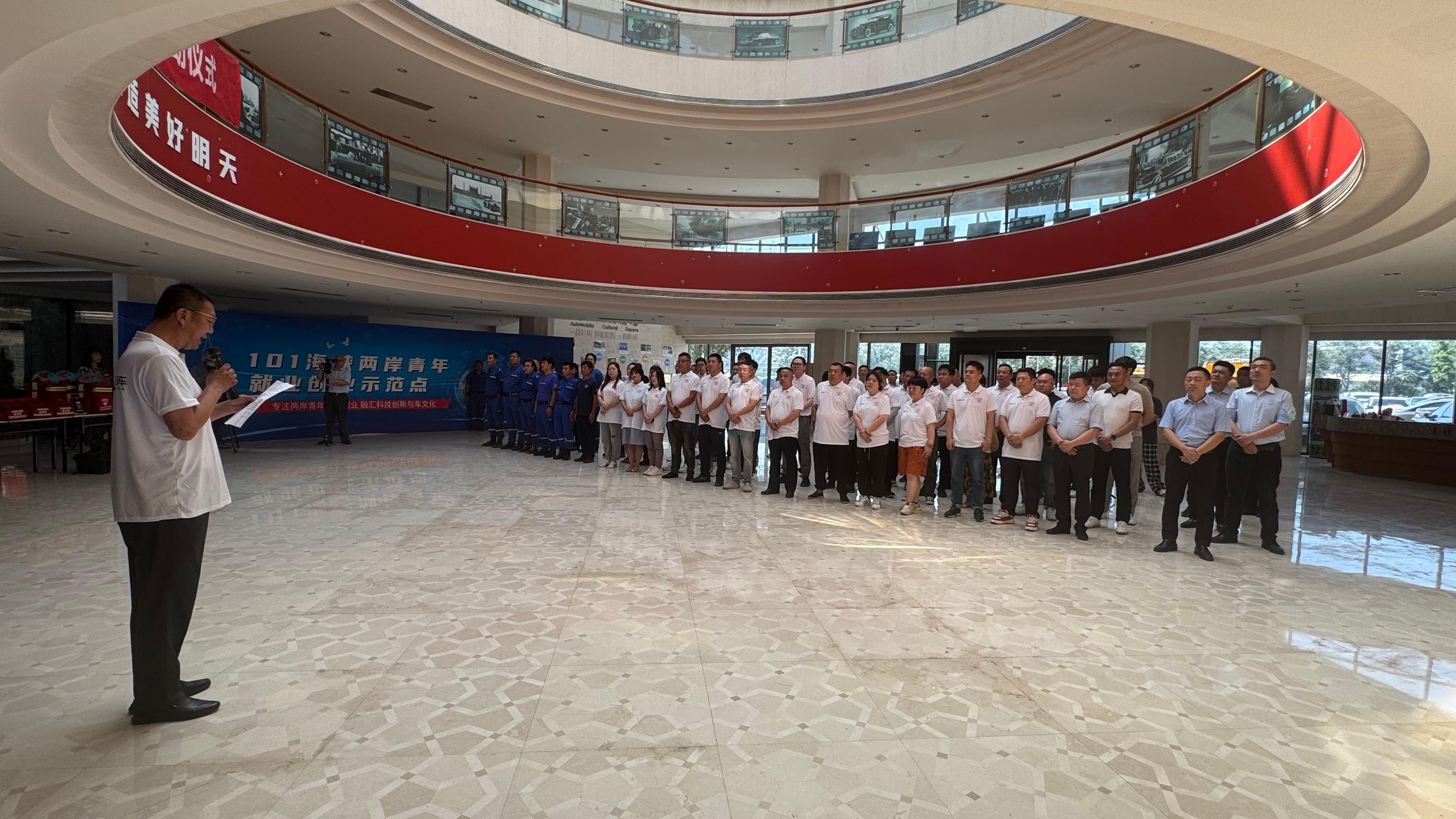 5f1462facf8ca114a8e2eceb9d8a7a0.jpg 5f1462facf8ca114a8e2eceb9d8a7a0.jpg